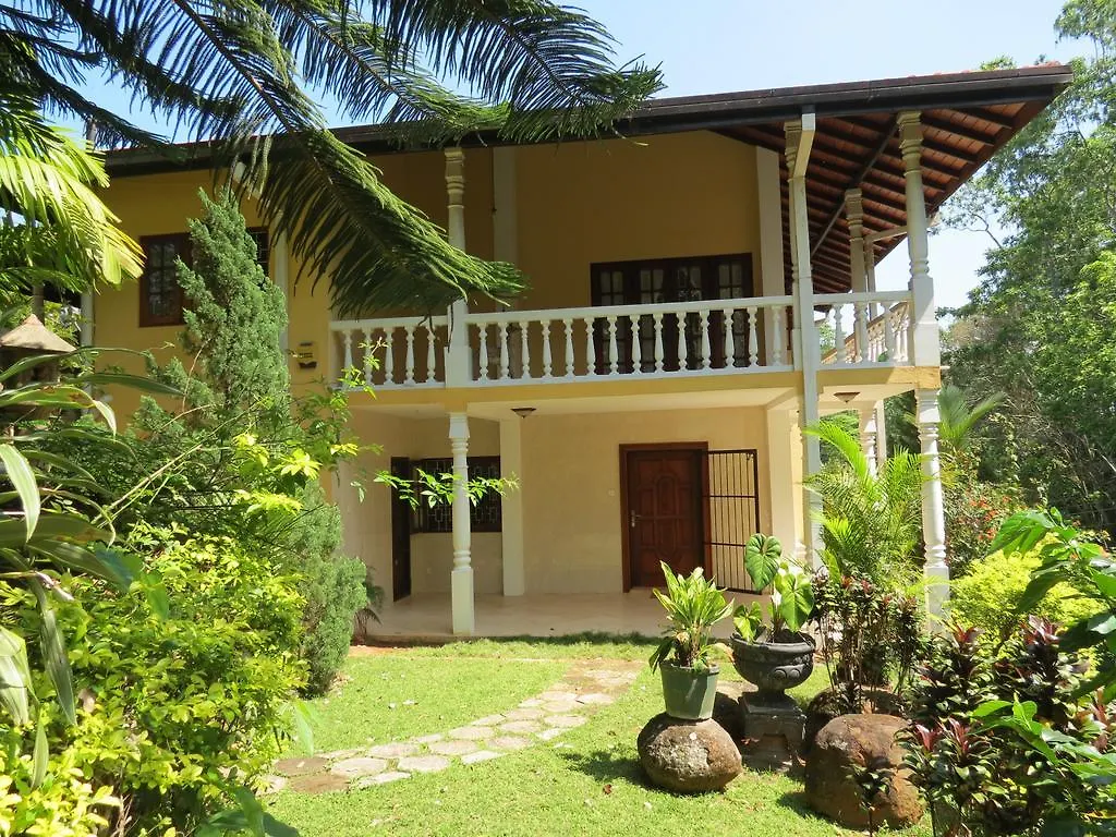 Hantana Forest Reserve Inn Kandy